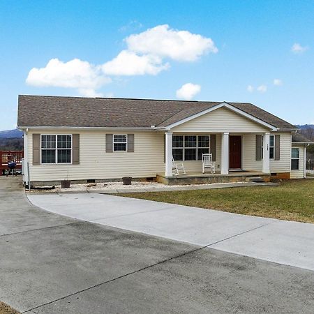 Scenic Views & Majestic Sunsets, Relax Like Home! Dandridge Exterior photo